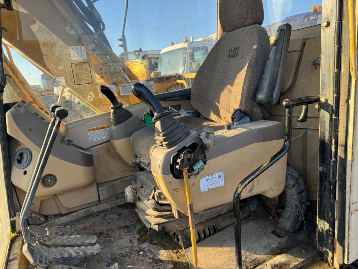 Гусеничный экскаватор Caterpillar 312BL: фото 16 Гусеничный экскаватор Caterpillar 312BL: фото 16