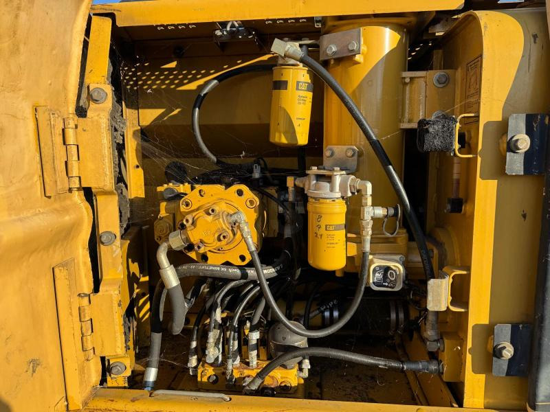 Гусеничный экскаватор Caterpillar 312BL: фото 11 Гусеничный экскаватор Caterpillar 312BL: фото 11