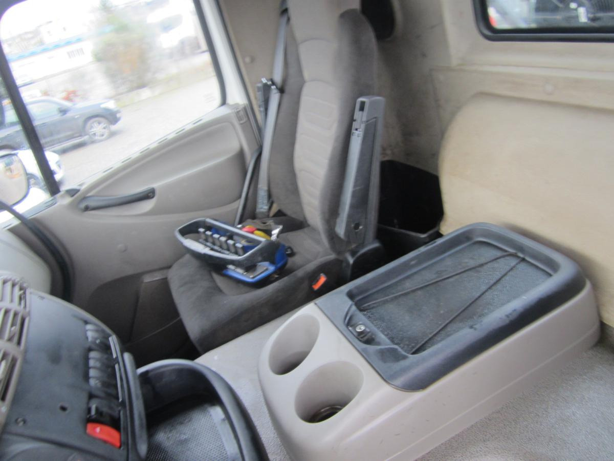 Самосвал DAF CF85 410: фото 25