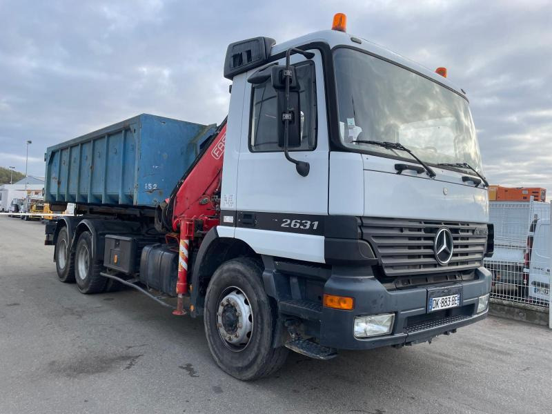 Mercedes Actros 2631 - Крюковой мультилифт, Автоманипулятор: фото 1 Mercedes Actros 2631 - Крюковой мультилифт, Автоманипулятор: фото 1