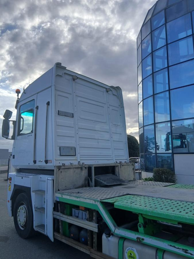 Renault Magnum 440 DXI - Грузовик бортовой/ Платформа: фото 4 Renault Magnum 440 DXI - Грузовик бортовой/ Платформа: фото 4