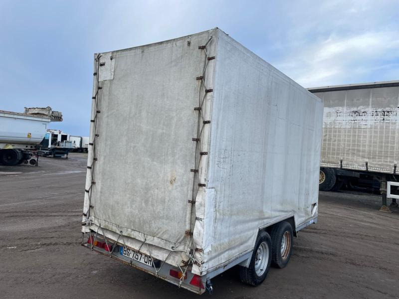 Verem - Тентованный прицеп: фото 2 Verem - Тентованный прицеп: фото 2