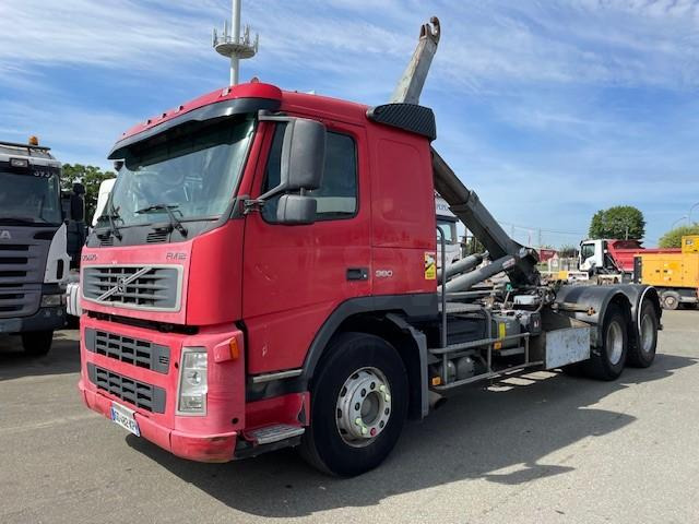 Volvo FM 380 - Крюковой мультилифт: фото 1 Volvo FM 380 - Крюковой мультилифт: фото 1