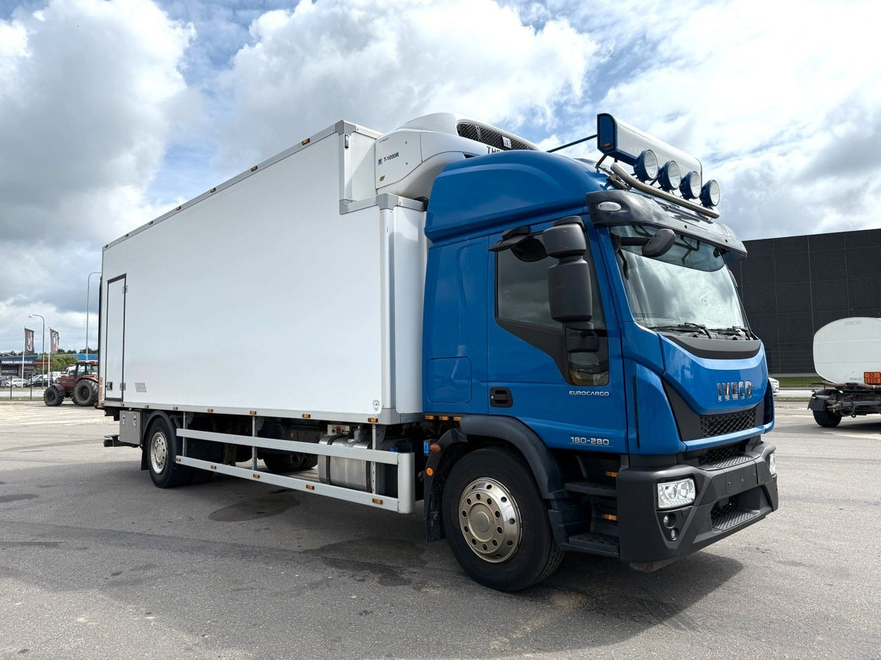 Iveco EuroCargo 180 E28 4x2 Thermo King T-1000R - Рефрижератор: фото 2 Iveco EuroCargo 180 E28 4x2 Thermo King T-1000R - Рефрижератор: фото 2