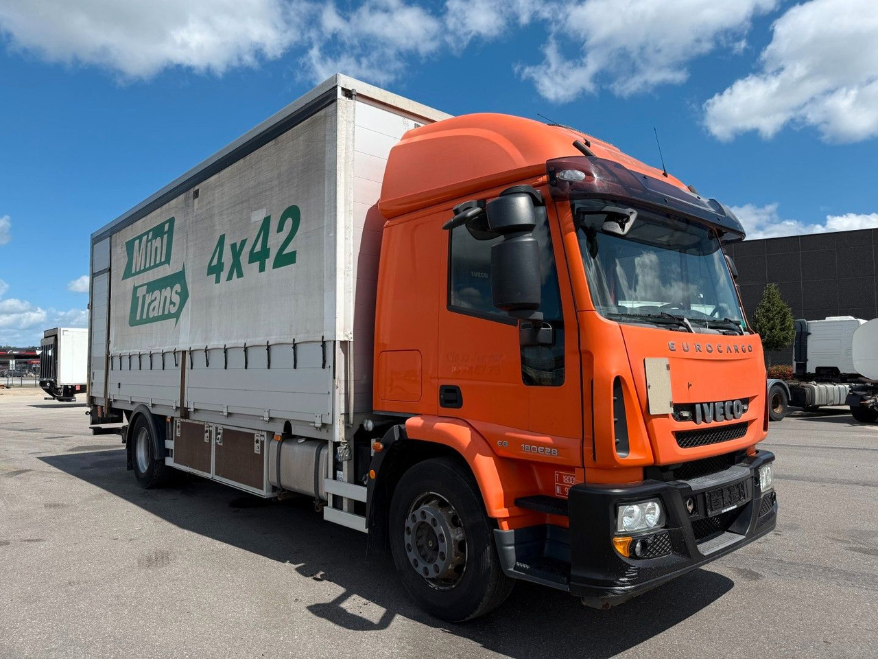 Iveco EuroCargo 180 E28 Euro 6 Freight Iveco EuroCargo 180 E28 Euro 6 Freight / Pritsche - Тентованный грузовик: фото 2 Iveco EuroCargo 180 E28 Euro 6 Freight Iveco EuroCargo 180 E28 Euro 6 Freight / Pritsche - Тентованный грузовик: фото 2
