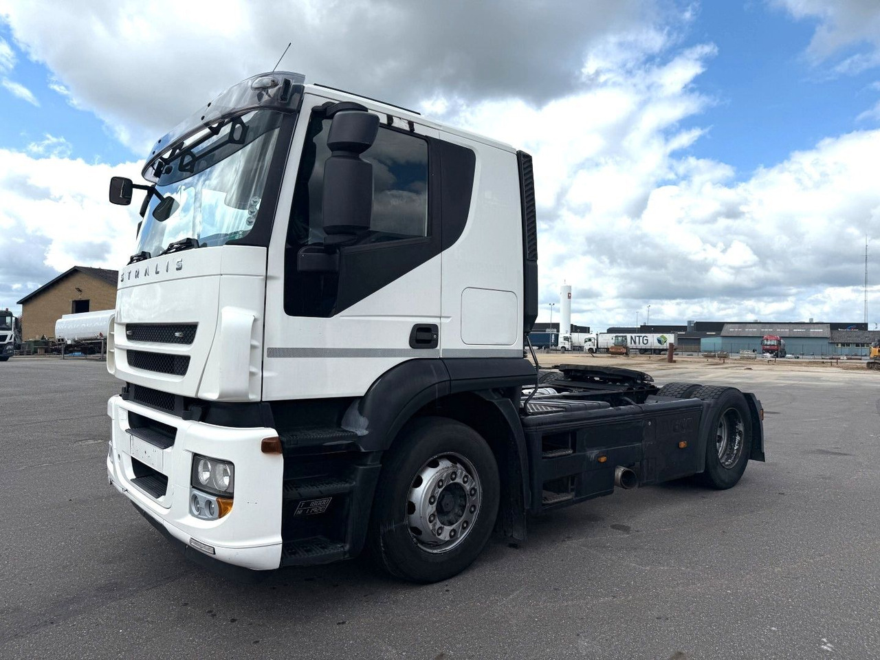 Iveco Stralis 4x2 AT440S36T Retarder - Тягач: фото 1 Iveco Stralis 4x2 AT440S36T Retarder - Тягач: фото 1