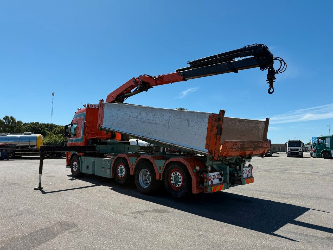 Volvo FM500 8x2*6 Crane HMF 2620 K5 Pendel Tipper - Автоманипулятор: фото 4 Volvo FM500 8x2*6 Crane HMF 2620 K5 Pendel Tipper - Автоманипулятор: фото 4