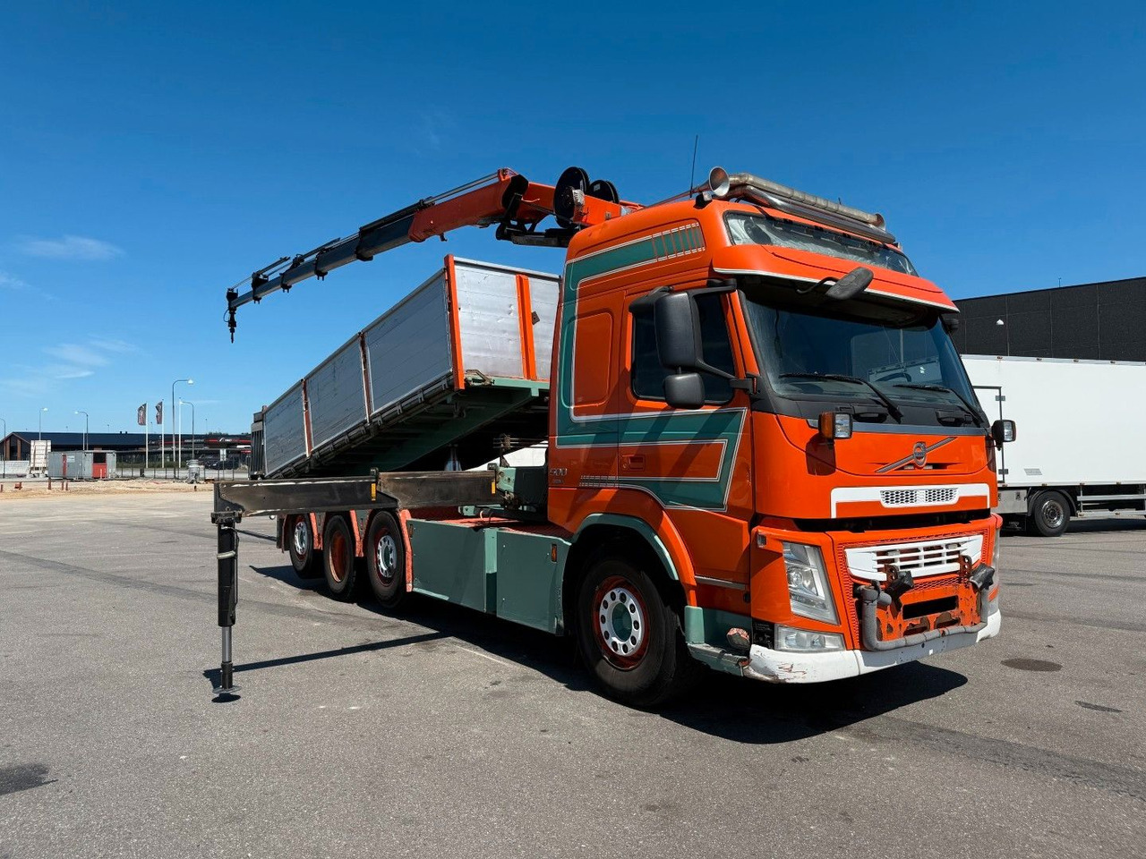 Volvo FM500 8x2*6 Crane HMF 2620 K5 Pendel Tipper - Автоманипулятор: фото 2 Volvo FM500 8x2*6 Crane HMF 2620 K5 Pendel Tipper - Автоманипулятор: фото 2