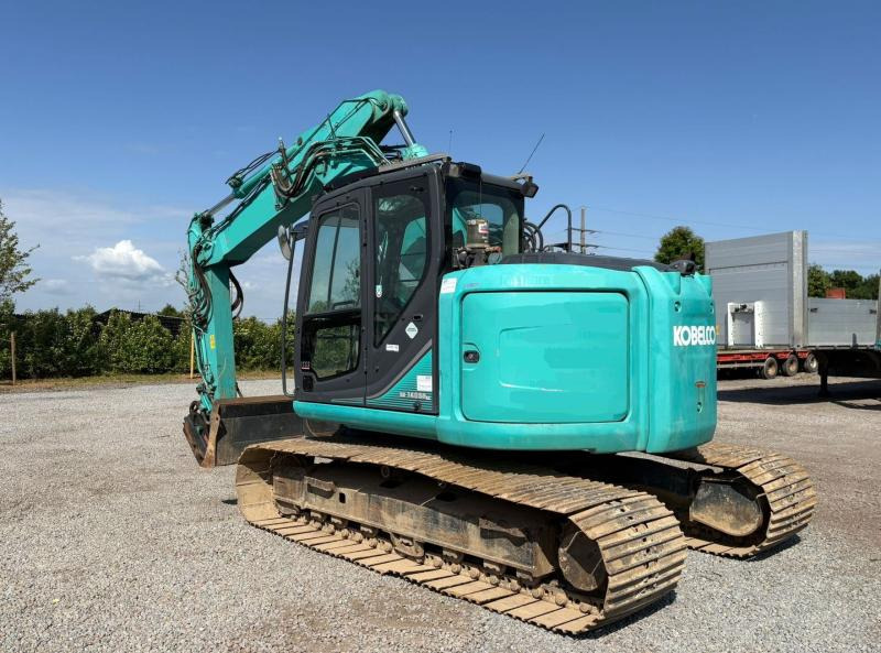 Kobelco SK140SR LC-3 - Гусеничный экскаватор: фото 1 Kobelco SK140SR LC-3 - Гусеничный экскаватор: фото 1