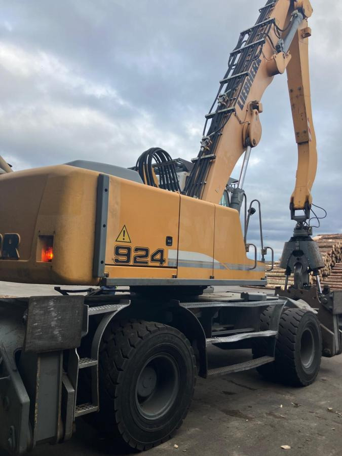 Liebherr A924 - Перегружатель: фото 4 Liebherr A924 - Перегружатель: фото 4