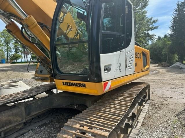 Liebherr R906LC Litronic - Гусеничный экскаватор: фото 1 Liebherr R906LC Litronic - Гусеничный экскаватор: фото 1