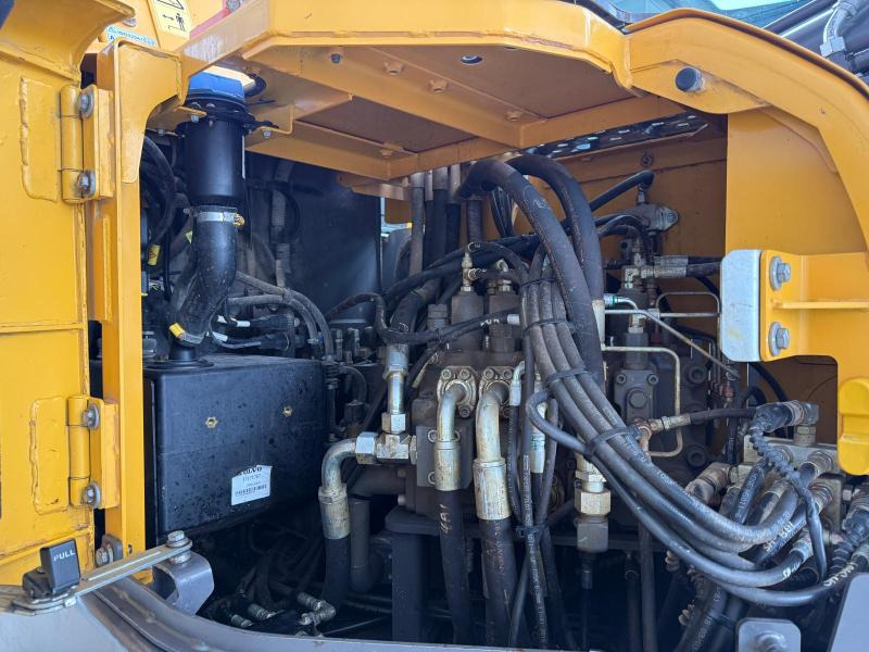 Volvo ECR235EL - Гусеничный экскаватор: фото 5 Volvo ECR235EL - Гусеничный экскаватор: фото 5