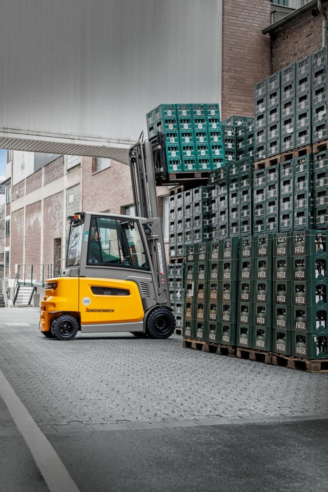Toyota Material Handling Equipment - Погрузочно-разгрузочная техника: фото 3 Toyota Material Handling Equipment - Погрузочно-разгрузочная техника: фото 3