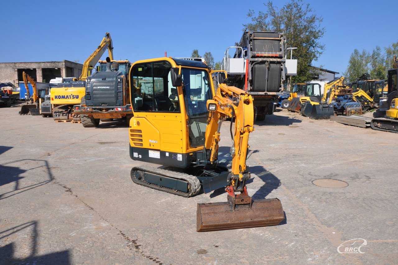 Hyundai R18-9 - Мини-экскаватор: фото 2 Hyundai R18-9 - Мини-экскаватор: фото 2