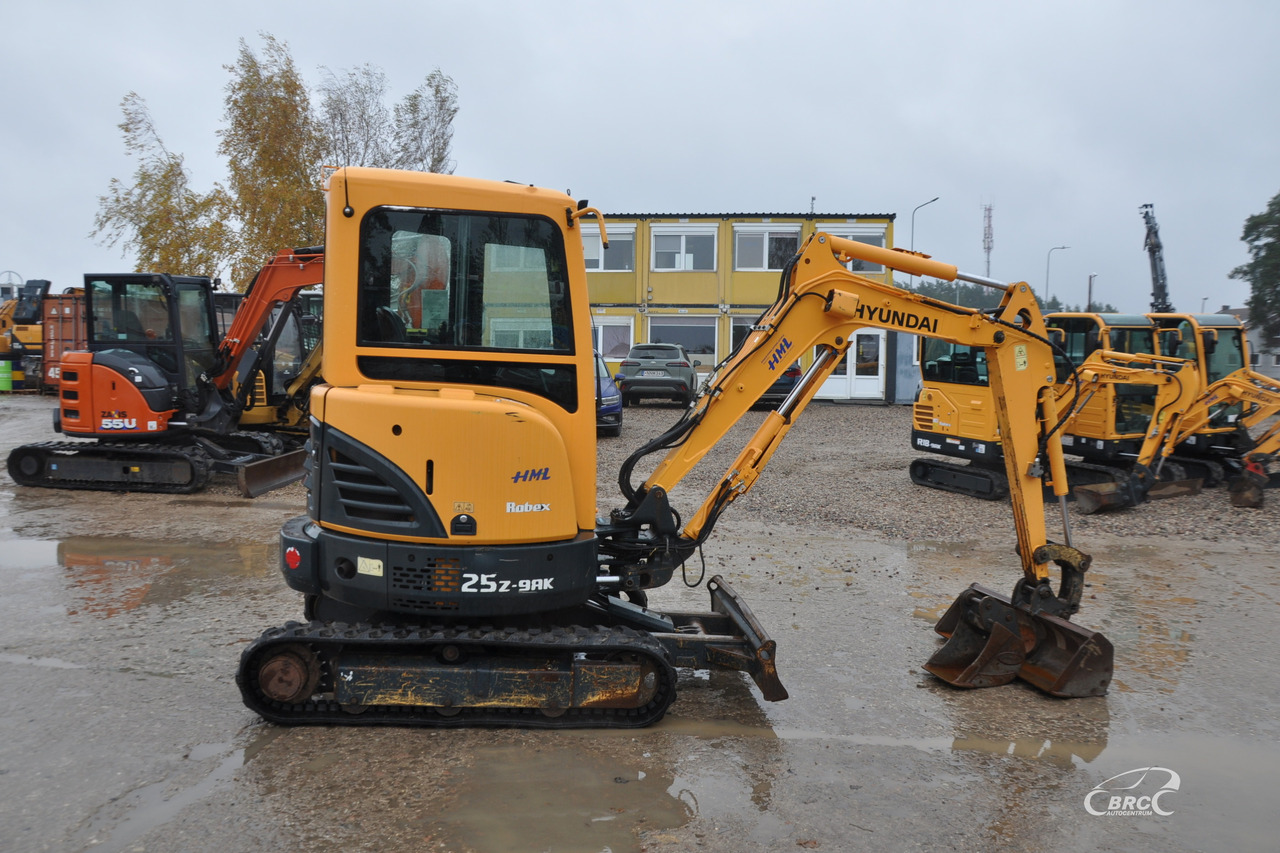Hyundai R25Z-9AK - Мини-экскаватор: фото 3 Hyundai R25Z-9AK - Мини-экскаватор: фото 3