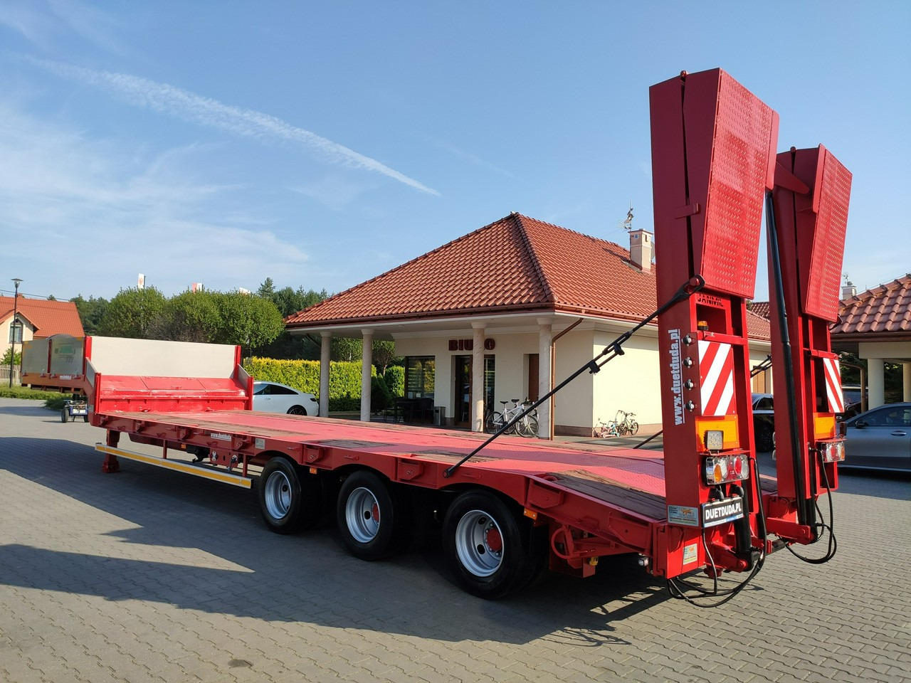 Низкорамный полуприцеп Bodex JANMIL Burtówka Laweta Niskopodłogowa Podczołgówka 3-Osie: фото 8