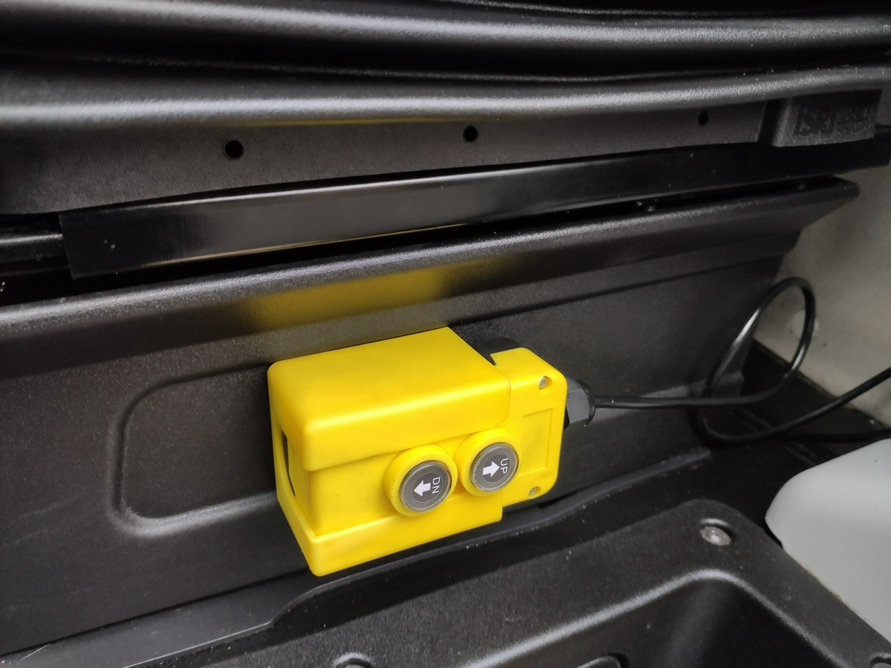 Малотоннажный самосвал Iveco Daily 35C14: фото 28