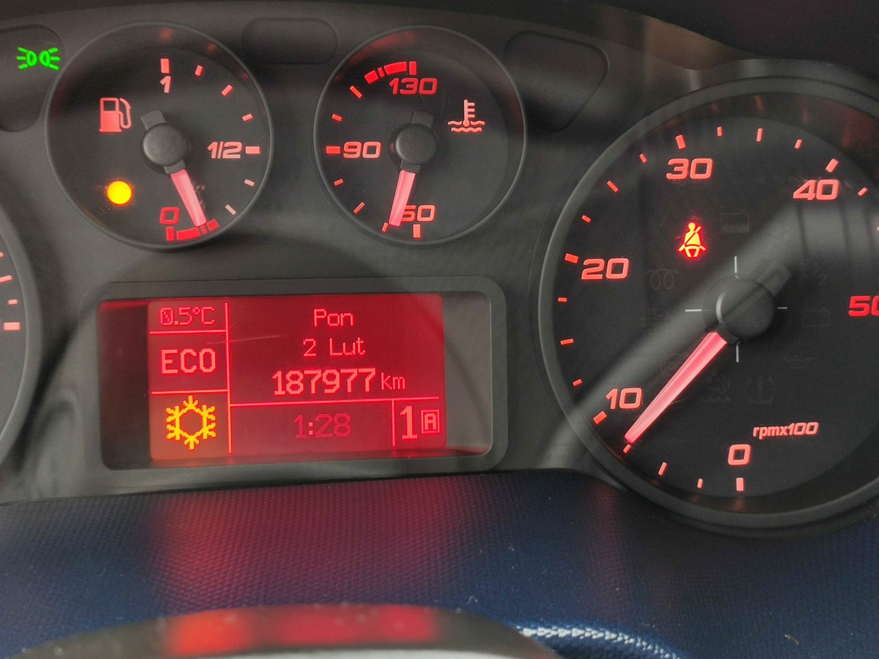 Малотоннажный самосвал Iveco Daily 35C14: фото 32