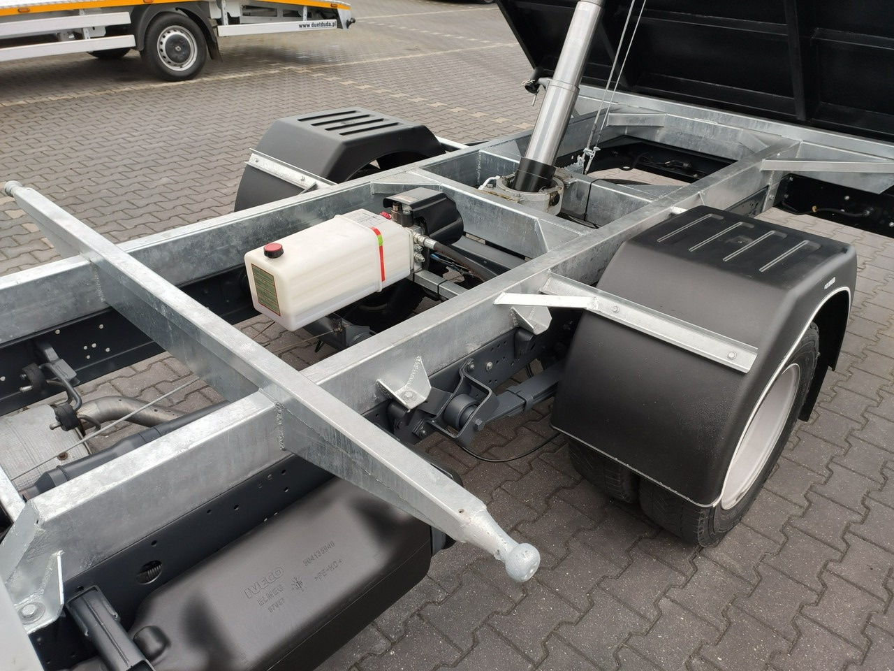 Малотоннажный самосвал Iveco Daily 35C14: фото 15