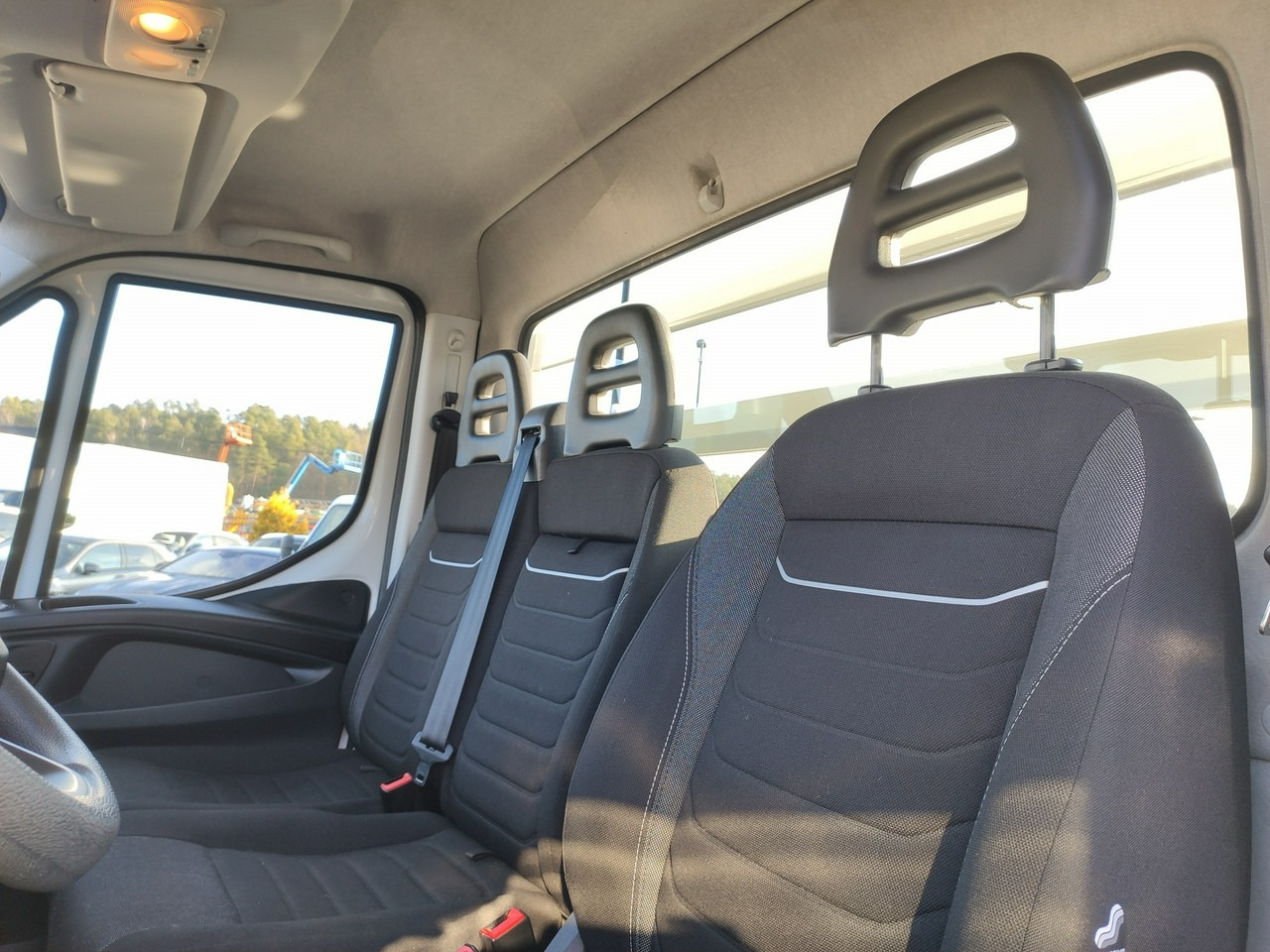 Малотоннажный самосвал Iveco Daily 35C16 V: фото 13