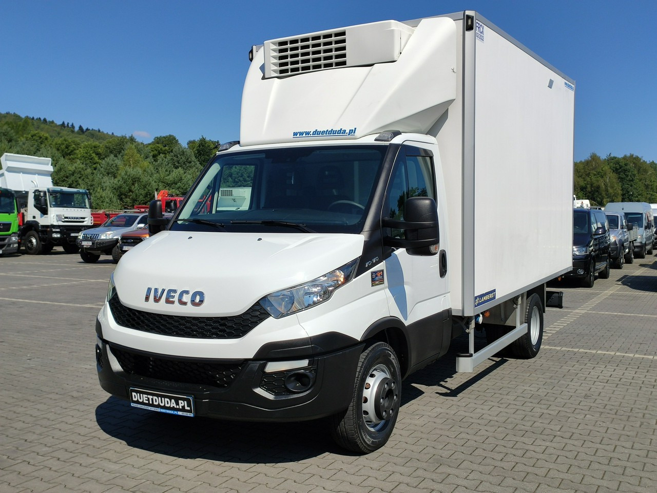 Iveco Daily 70C17 Chłodnia Hakowa / Hakówka Agregat THERMO KING V-500 - Фургон-рефрижератор: фото 4 Iveco Daily 70C17 Chłodnia Hakowa / Hakówka Agregat THERMO KING V-500 - Фургон-рефрижератор: фото 4