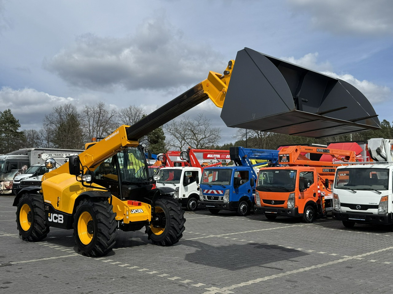 JCB 531-70 Stage V Klimatyzacja Sterowanie Joystick na GWARANCJI !!! - Телескопический погрузчик: фото 1 JCB 531-70 Stage V Klimatyzacja Sterowanie Joystick na GWARANCJI !!! - Телескопический погрузчик: фото 1