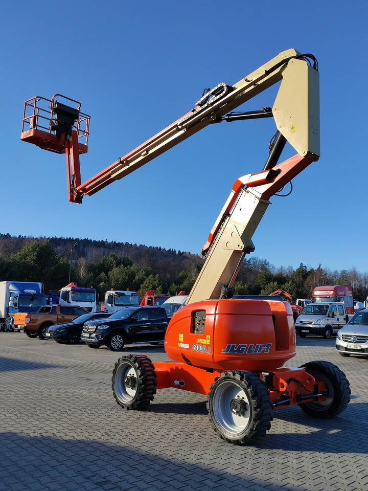 JLG 600AJ 4x4 PODNOŚNIK PRZEGUBOWY - Коленчатый подъемник: фото 5 JLG 600AJ 4x4 PODNOŚNIK PRZEGUBOWY - Коленчатый подъемник: фото 5