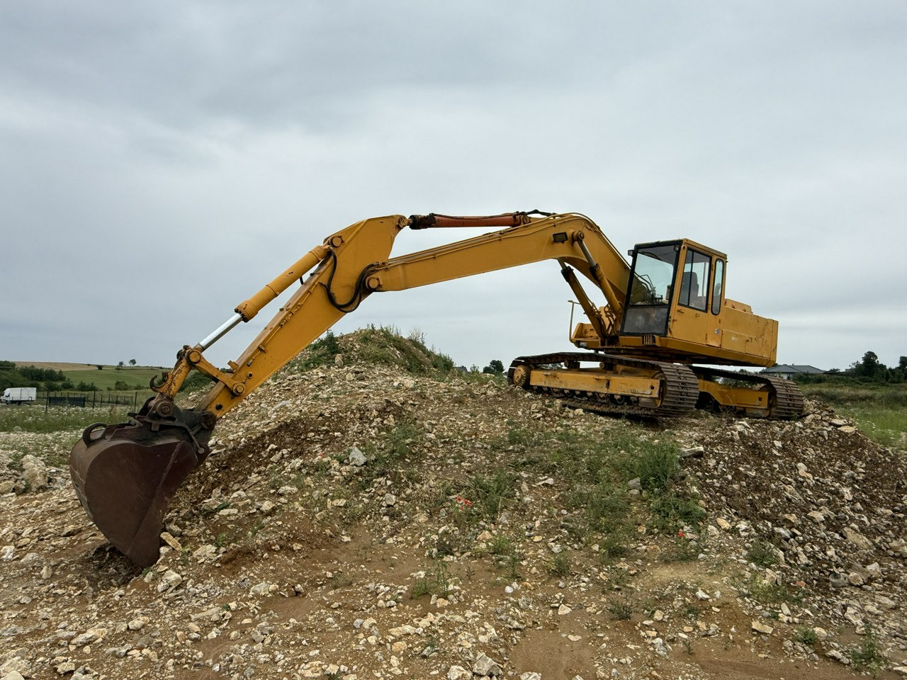 Komatsu PC240NLC-3KP - Гусеничный экскаватор: фото 5 Komatsu PC240NLC-3KP - Гусеничный экскаватор: фото 5