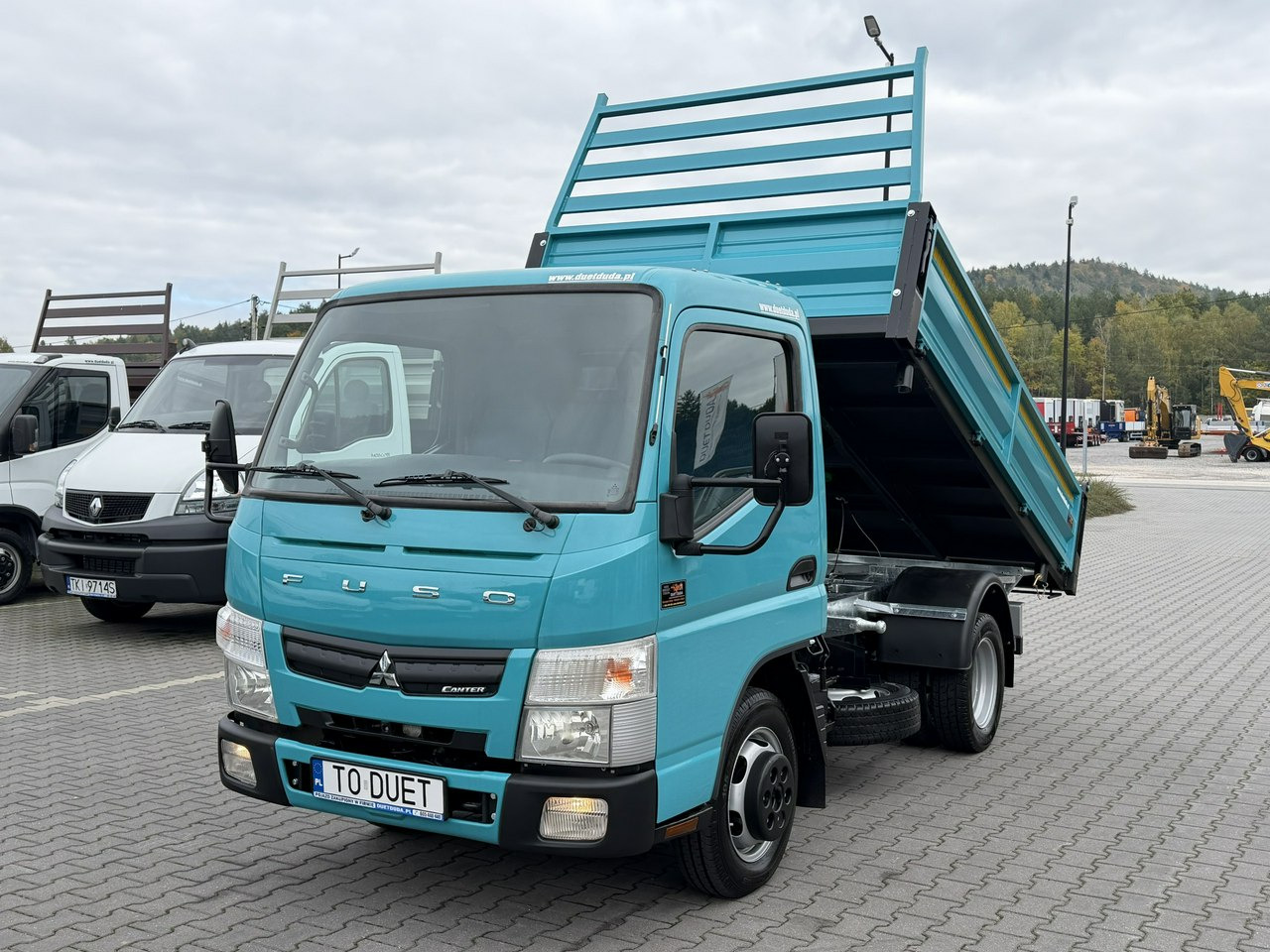 Mitsubishi Canter - Малотоннажный самосвал: фото 3 Mitsubishi Canter - Малотоннажный самосвал: фото 3