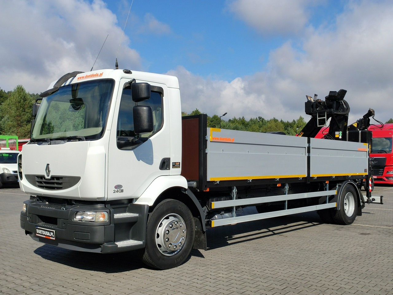 Renault Midlum 180.240DXI + HDS HYVA HB170E2 Udzwig 3.6Tony - Грузовик бортовой/ Платформа, Автоманипулятор: фото 2 Renault Midlum 180.240DXI + HDS HYVA HB170E2 Udzwig 3.6Tony - Грузовик бортовой/ Платформа, Автоманипулятор: фото 2
