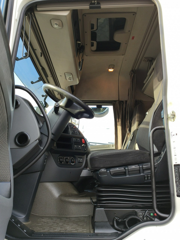 Тягач DAF XF 106.460 Euro 6 LowDeck Mega: фото 16