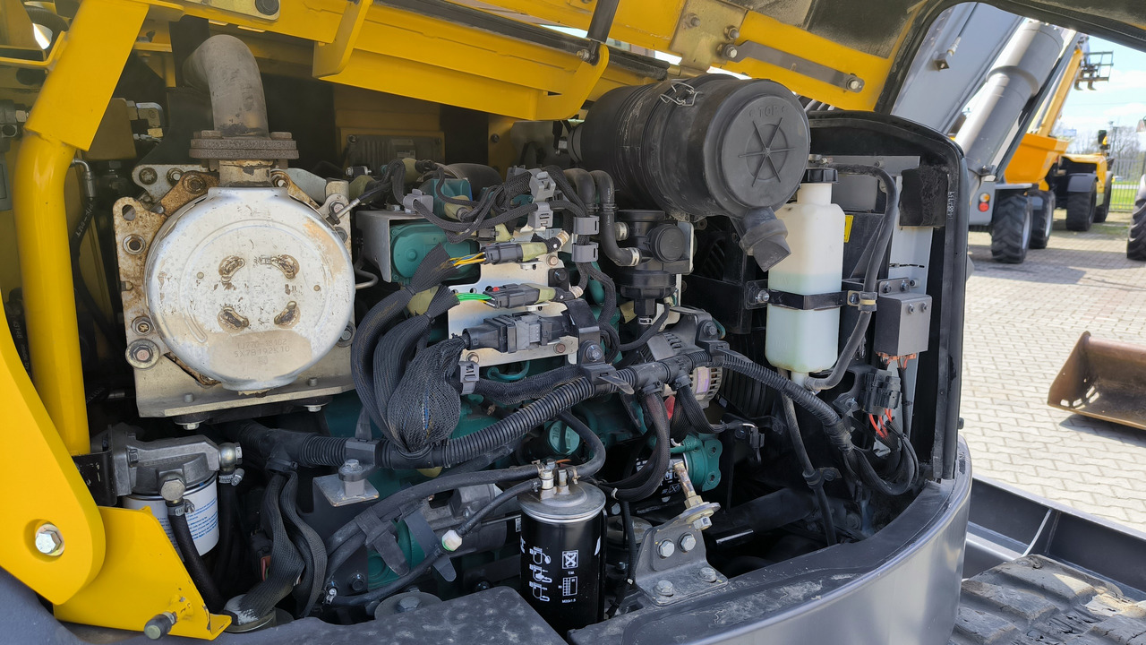 Гусеничный экскаватор VOLVO ECR 88 D: фото 14