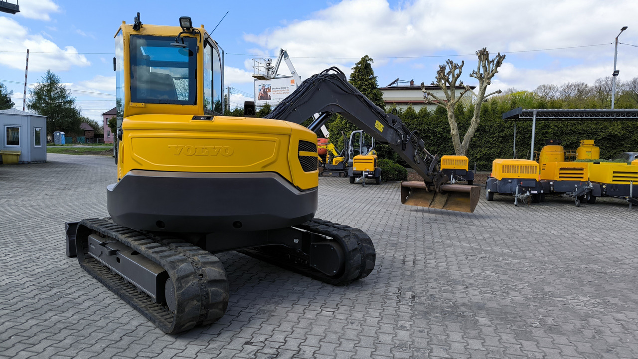Гусеничный экскаватор VOLVO ECR 88 D: фото 24