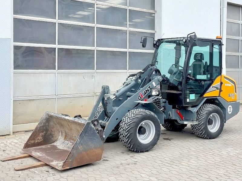 Giant G 3500 X-Tra - Мини-погрузчик с бортовым поворотом: фото 2 Giant G 3500 X-Tra - Мини-погрузчик с бортовым поворотом: фото 2