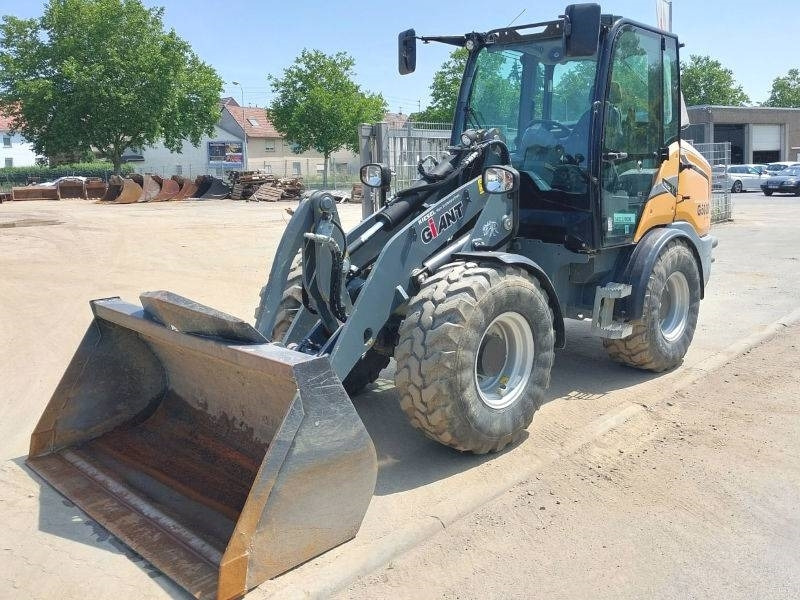 Giant G 5000 X-Tra - Мини-погрузчик с бортовым поворотом: фото 2 Giant G 5000 X-Tra - Мини-погрузчик с бортовым поворотом: фото 2
