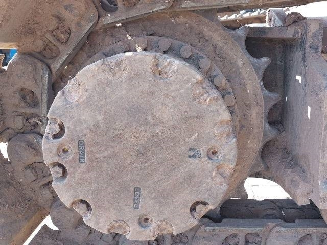 Гусеничный экскаватор Hitachi ZX 210 LC-6: фото 12