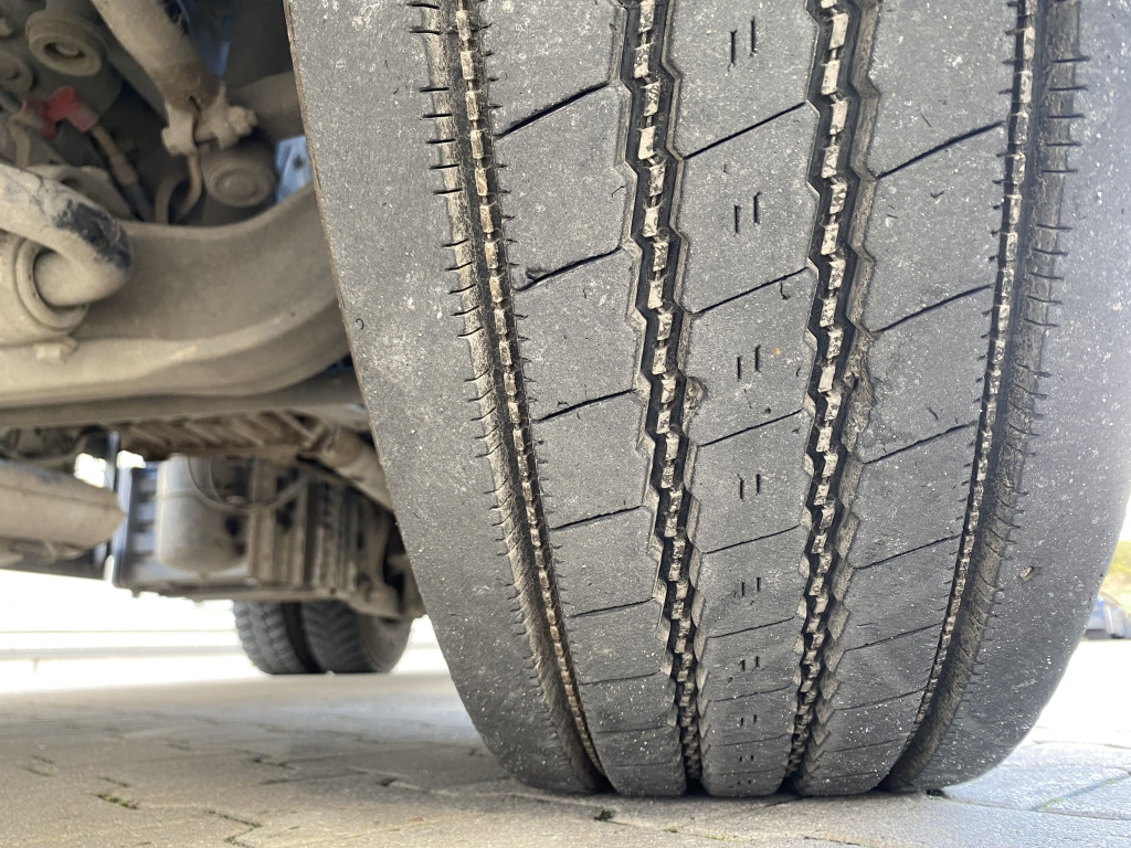 DAF CF 450 - Портальный бункеровоз: фото 3 DAF CF 450 - Портальный бункеровоз: фото 3