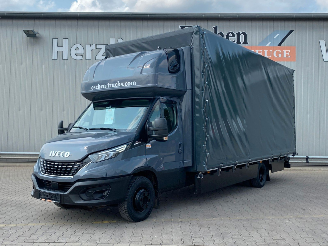 Iveco Daily Hi-Matic 70 C 21 Topsleeper | LBW 1,00to. - Тентованный фургон: фото 1 Iveco Daily Hi-Matic 70 C 21 Topsleeper | LBW 1,00to. - Тентованный фургон: фото 1