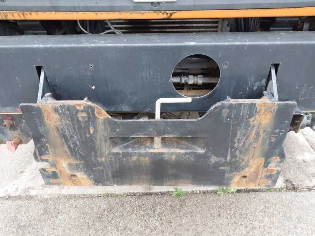 MAN LE 8.220 4x4 / Kran - Самосвал, Автоманипулятор: фото 2 MAN LE 8.220 4x4 / Kran - Самосвал, Автоманипулятор: фото 2