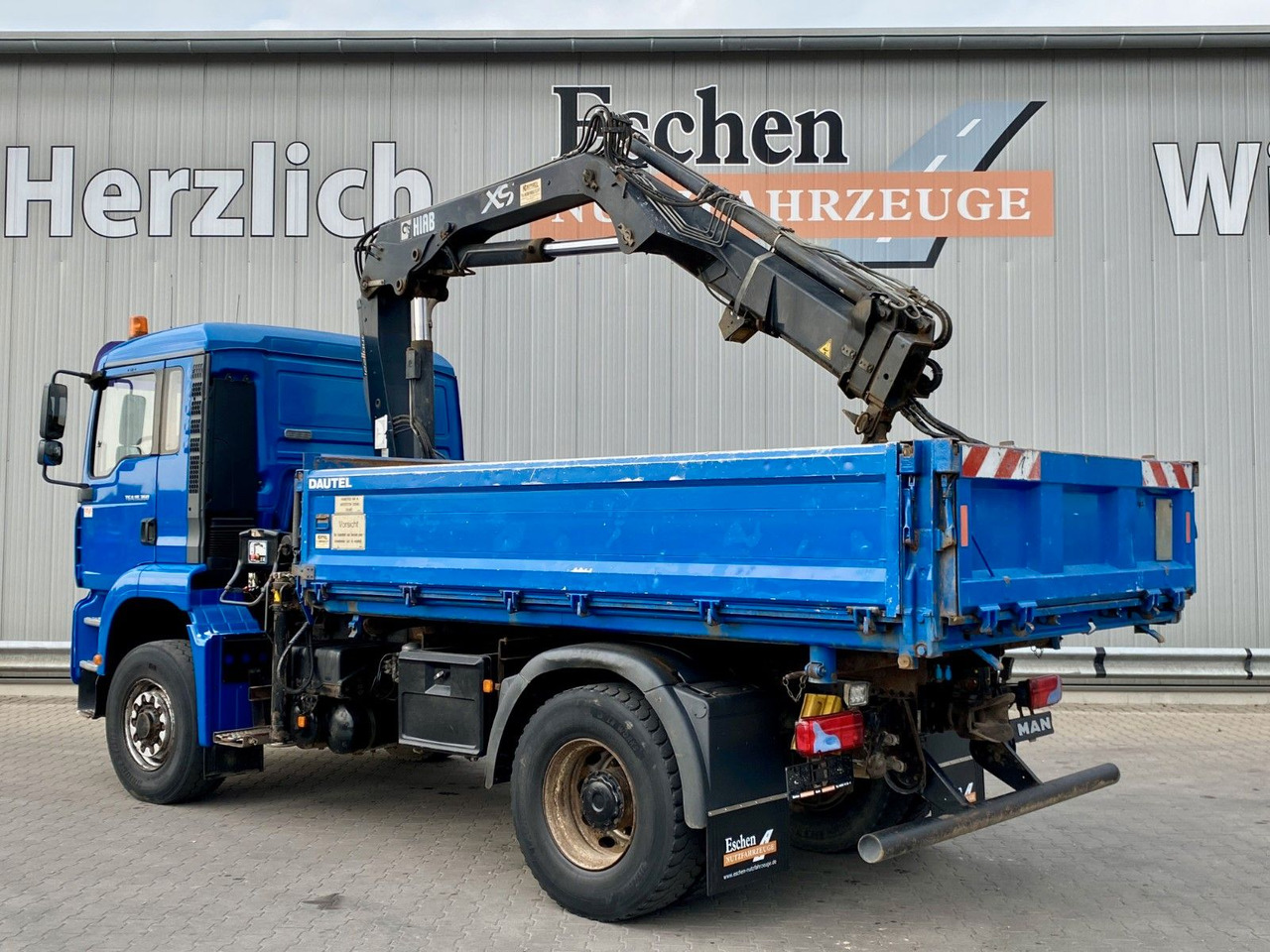 MAN TGA 18.360 4x4H BL Hiab Kran*Dautel Kipper*Klima - Самосвал, Автоманипулятор: фото 4 MAN TGA 18.360 4x4H BL Hiab Kran*Dautel Kipper*Klima - Самосвал, Автоманипулятор: фото 4