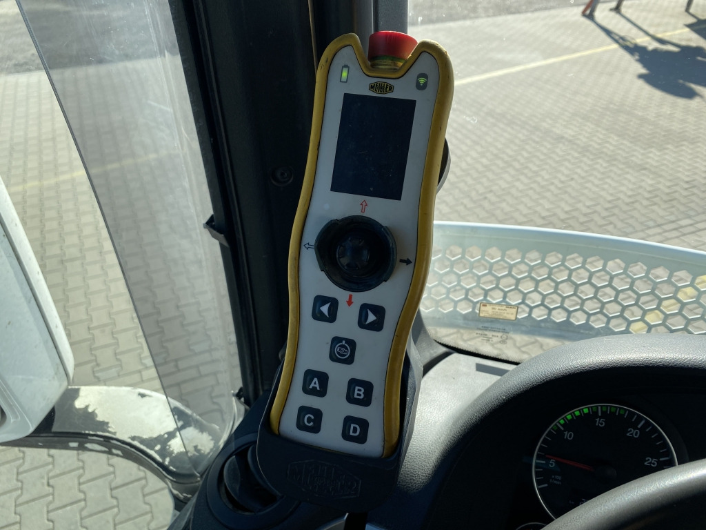 MAN TGS 26.430 6x2/4 BL - Портальный бункеровоз: фото 1 MAN TGS 26.430 6x2/4 BL - Портальный бункеровоз: фото 1