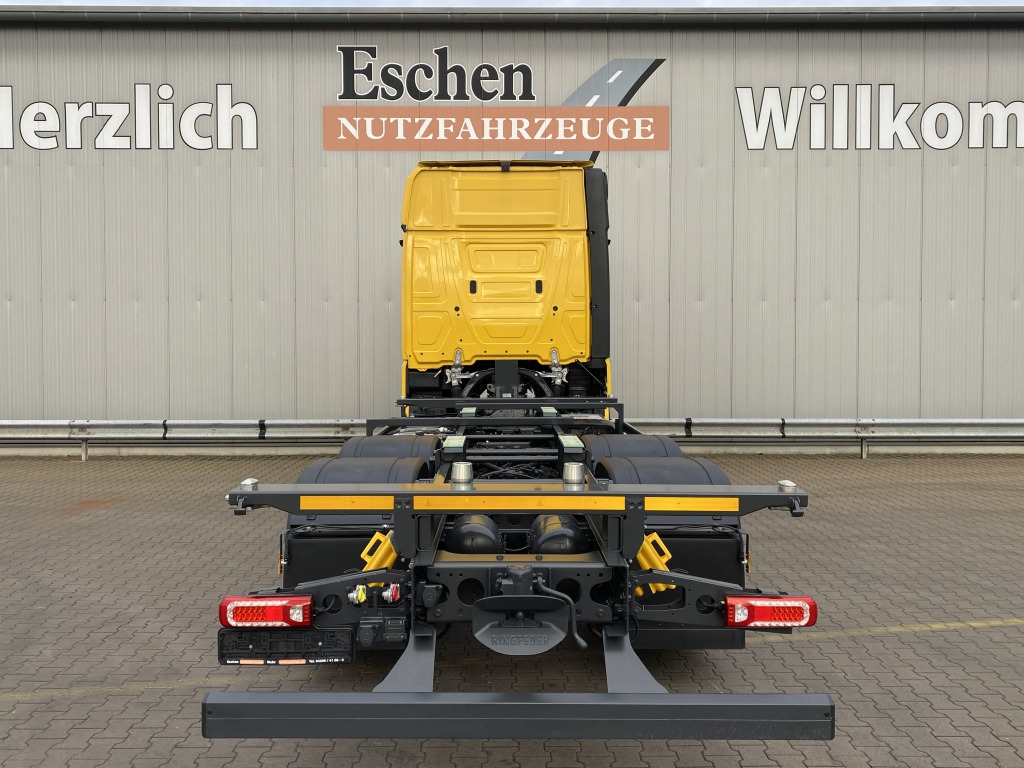 Mercedes-Benz 2542 L 6x2 Actros Giga-Space - Грузовик-контейнеровоз/ Сменный кузов: фото 4 Mercedes-Benz 2542 L 6x2 Actros Giga-Space - Грузовик-контейнеровоз/ Сменный кузов: фото 4