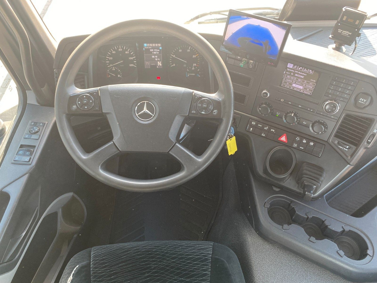 Грузовик бортовой/ Платформа, Автоманипулятор Mercedes-Benz Antos 2533 6x2 | X-HIDUO 188/ES-3*AHK*5+6.Kreis: фото 18