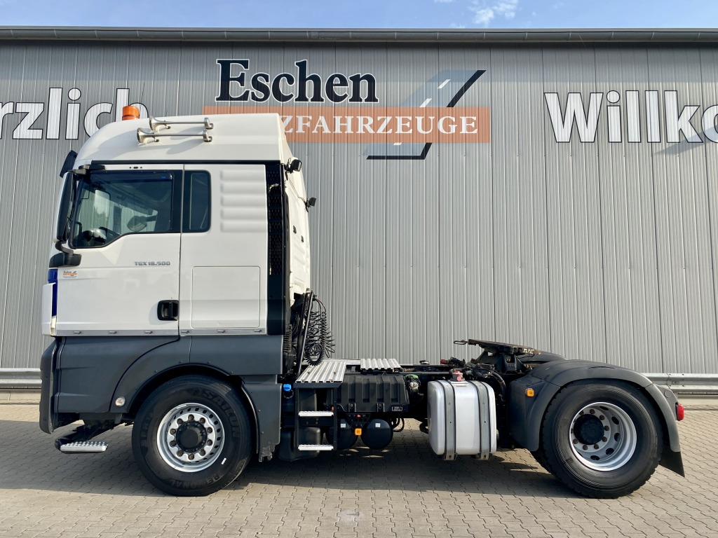MAN TGX 18.500 4x4 H BLS - Тягач: фото 2 MAN TGX 18.500 4x4 H BLS - Тягач: фото 2