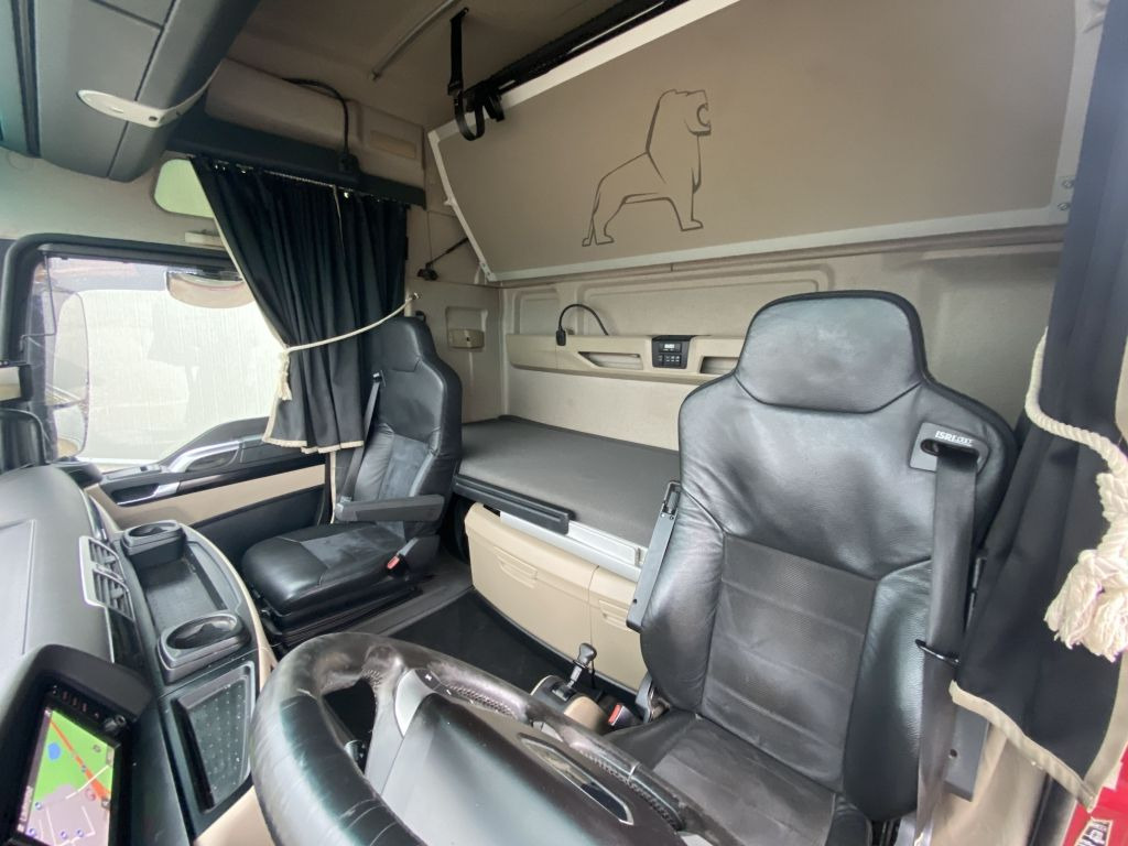 MAN TGX 18.500 LLS| XXL*Retarder*Navi*Standklima*ACC - Тягач: фото 3 MAN TGX 18.500 LLS| XXL*Retarder*Navi*Standklima*ACC - Тягач: фото 3