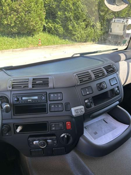 DAF CF 340 - Грузовик с закрытым кузовом: фото 2 DAF CF 340 - Грузовик с закрытым кузовом: фото 2