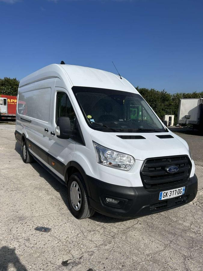 Ford Transit - Цельнометаллический фургон: фото 1 Ford Transit - Цельнометаллический фургон: фото 1