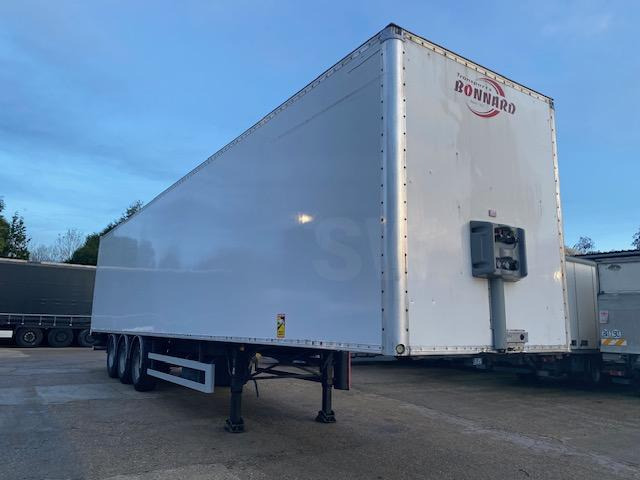 Fruehauf - Полуприцеп-фургон: фото 3 Fruehauf - Полуприцеп-фургон: фото 3