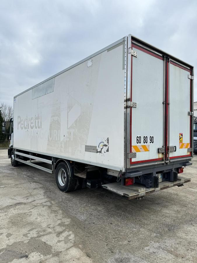 Iveco Eurocargo 160E30 - Рефрижератор: фото 5 Iveco Eurocargo 160E30 - Рефрижератор: фото 5