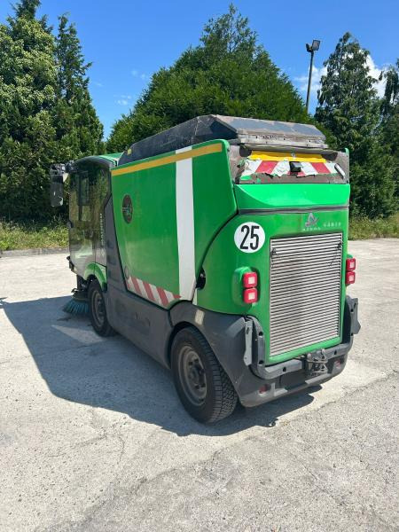 Mathieu Azura MC210 - Подметально-уборочная машина: фото 2 Mathieu Azura MC210 - Подметально-уборочная машина: фото 2